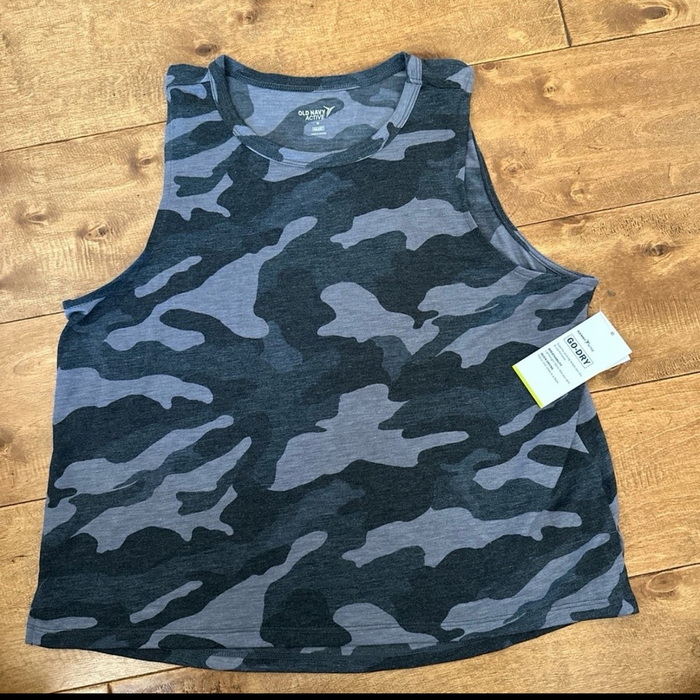 Old Navy Active Go Dry Women’s Camo Tank Top